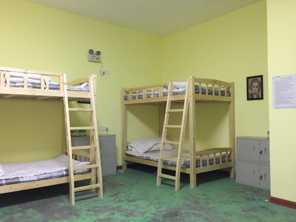 Pingyao Agam International Youth Hostel Room photo